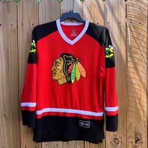 Chicago Blackhawks jersey size Medium.